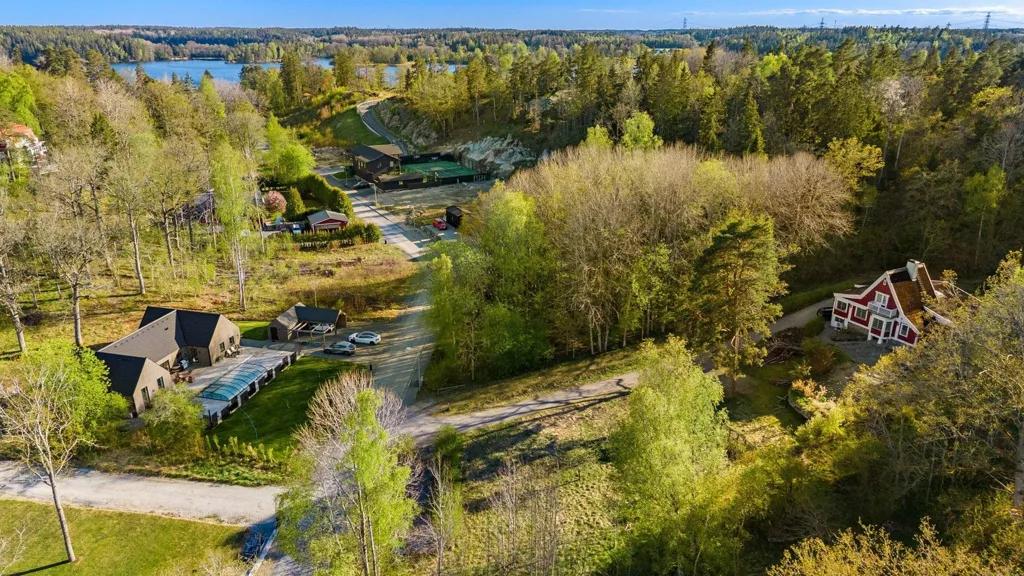 Maa asukohas Salems kommun