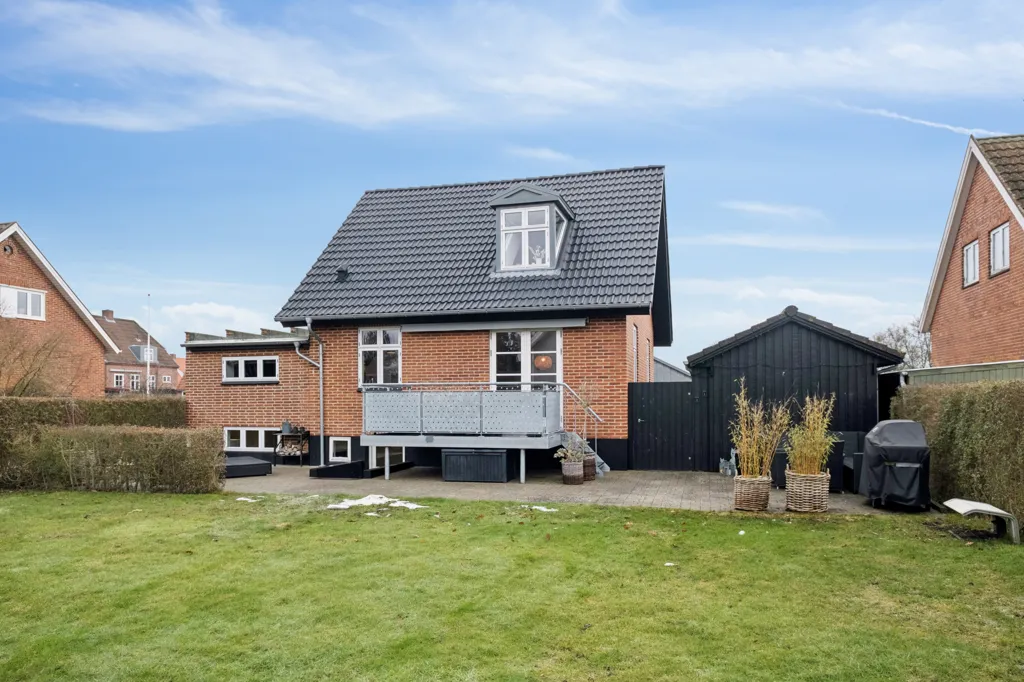 Välivaade - Rustic Villa with Carport in Randers NØ