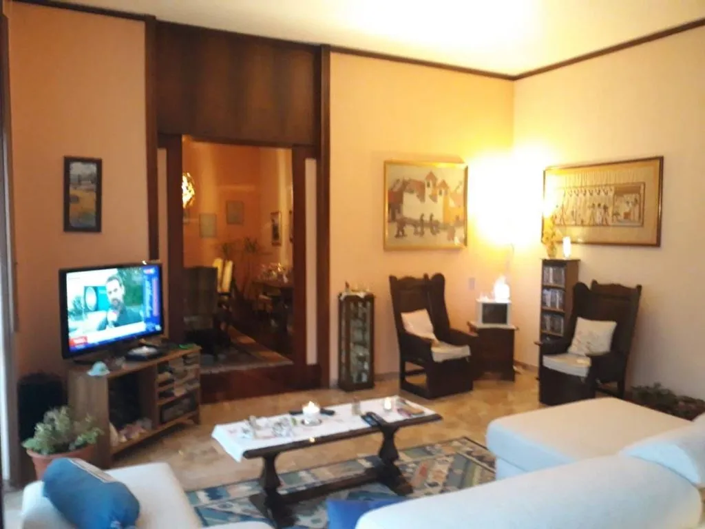 Living Room - Luxury Apartment with Balcony in Milan