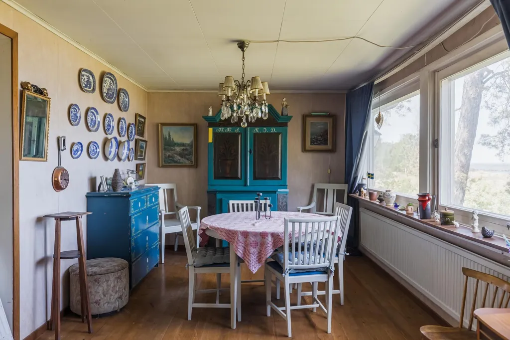 Söögituba - Charming Seafront Property in Stenskär