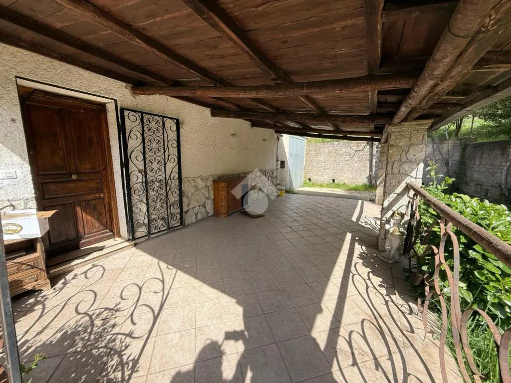 Terrass - Independent House with Private Garden in Agosta