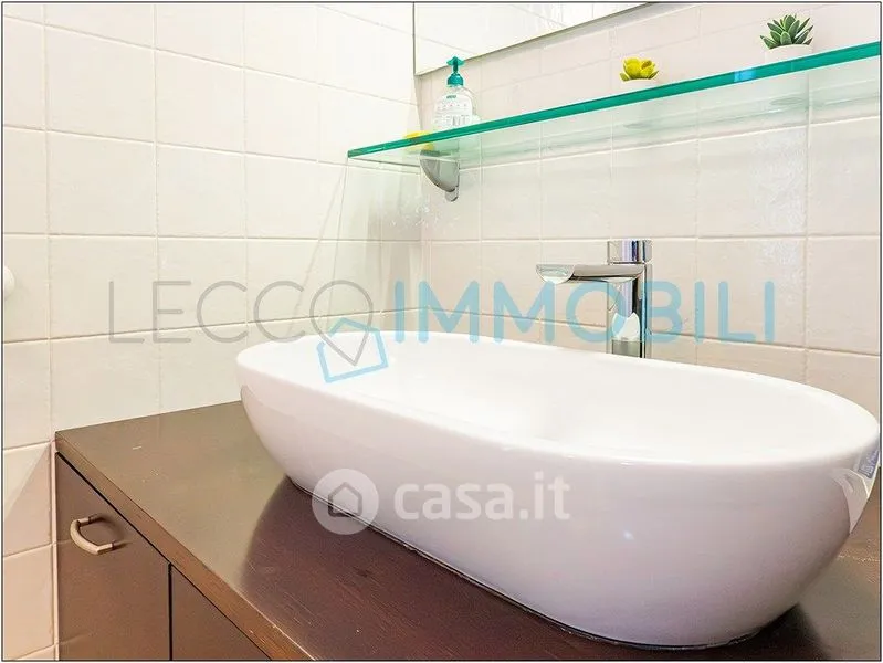 Salles de bain - Bright Trilocale with Views in Galbiate