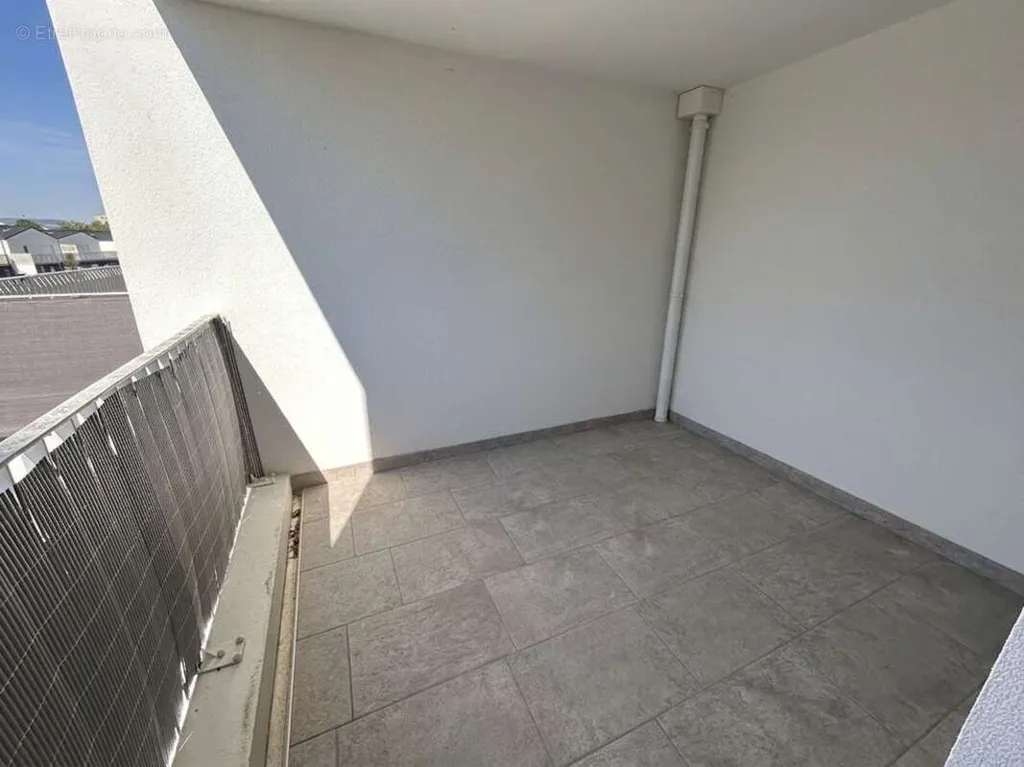 Balcone - Apartment with Balcony in Dijon