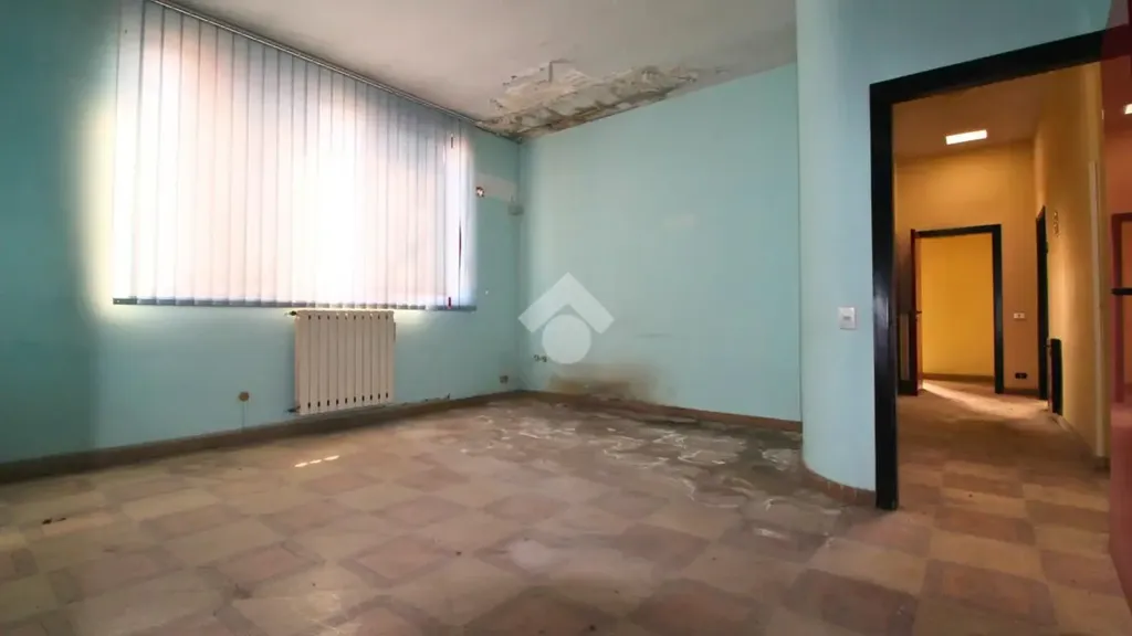 Stanze - Adjacent Apartments for Renovation in Lucera