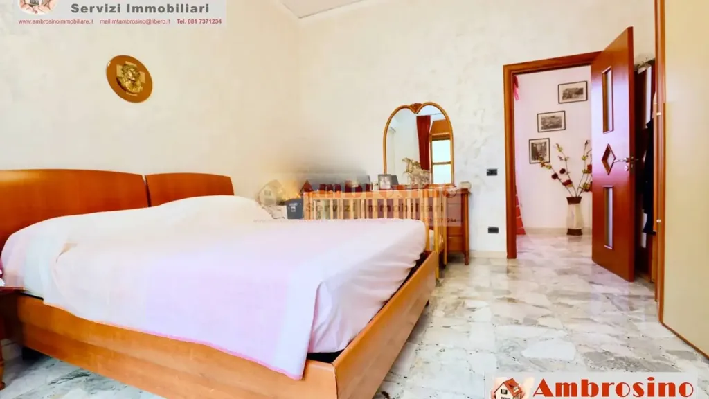 Magamistoad - Trilocale with Large Terrace in Naples