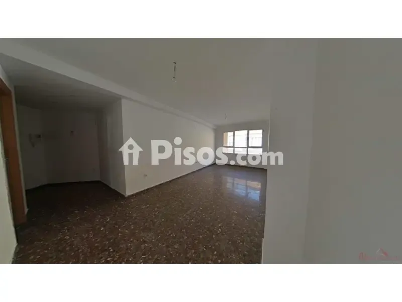 Toad - Apartment with Garage in Benicalap, Valencia