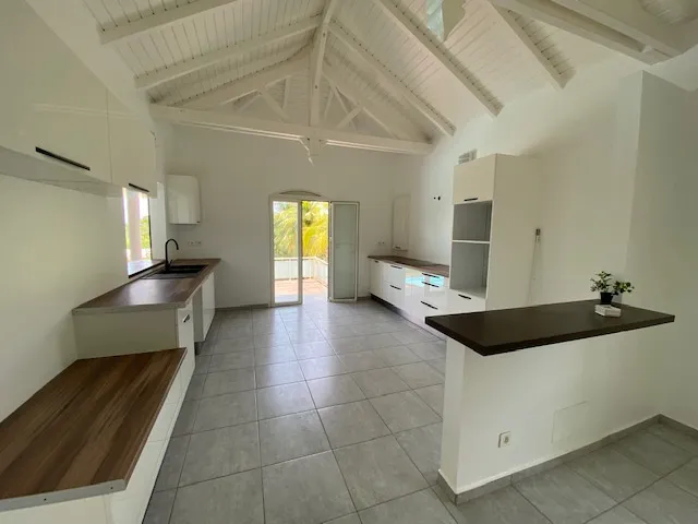 Cuisine - Villa avec Piscine à Petit Bourg