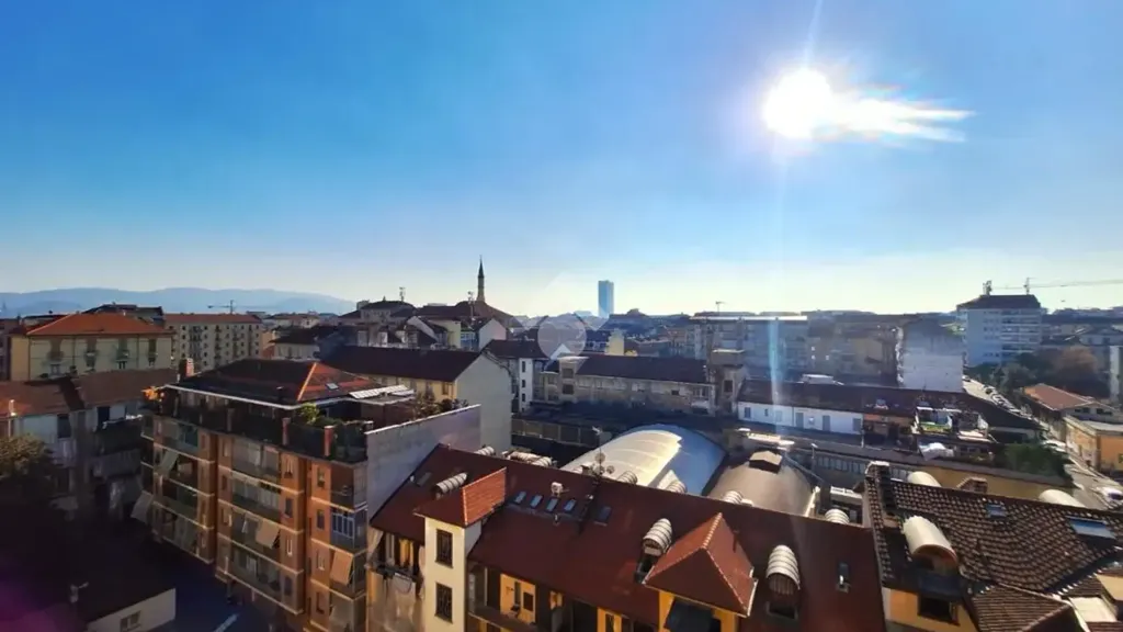 Rõdu - Panoramic Attico with Terrace in Torino