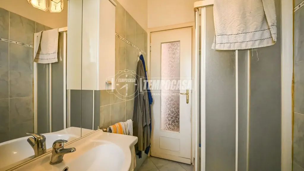 Salles de bain - Balcony Flat in Collegno