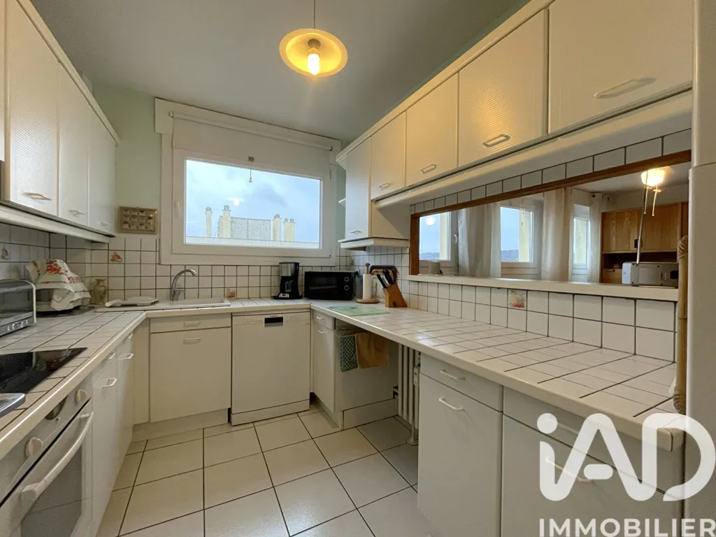 Cuisine - Appartement avec Balcon Vue Panoramique à Metz Centre