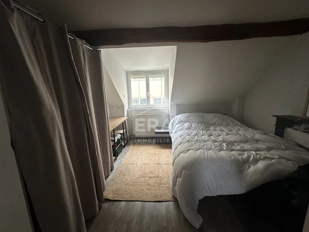 Chambres - Duplex Centre-Ville avec Commerce à Châteauroux