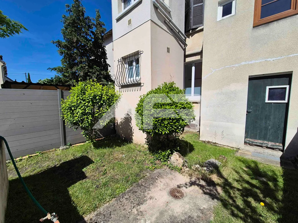 Jardin - Studio Calme avec Parking à Montesson