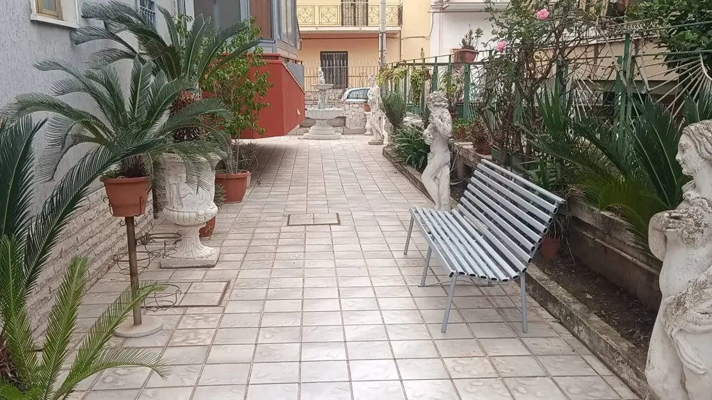 Jardin - Quadrilocale with Balcony in Acerra