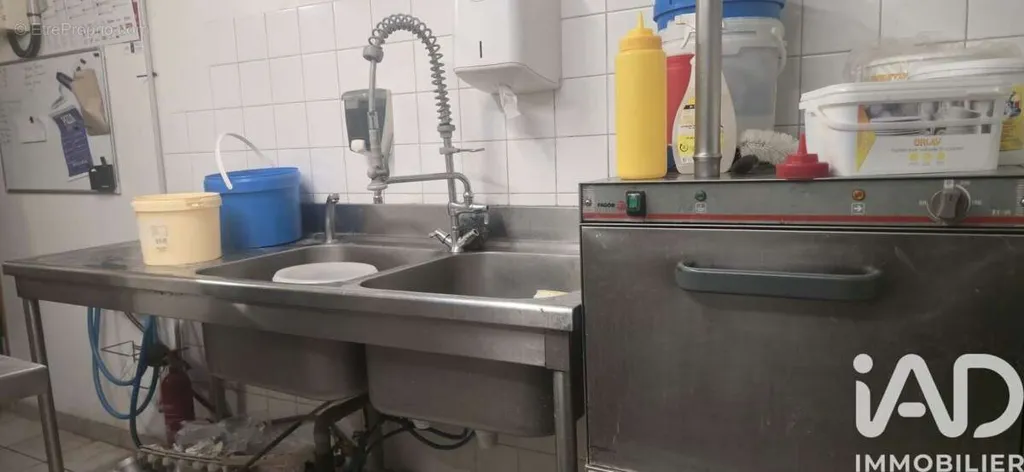 Ärihoone asukohas Moreac