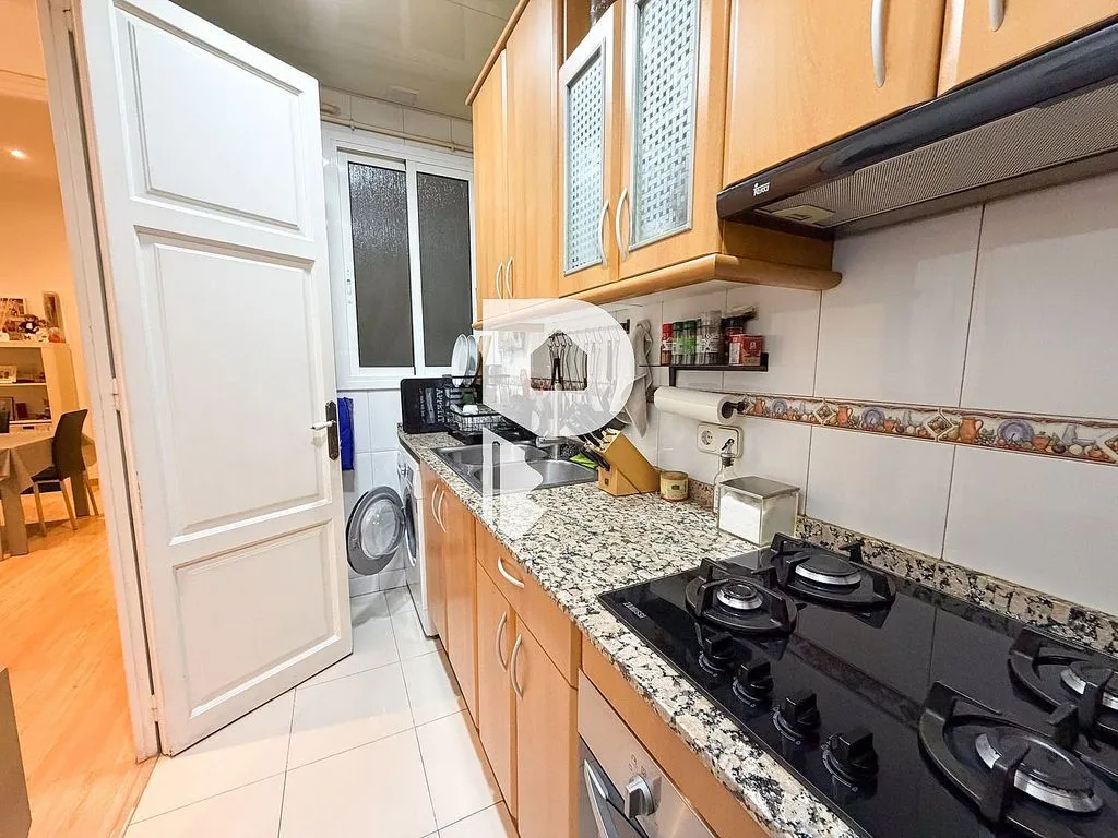Cuisine - Apartment with Historical Facade in Sant Antoni
