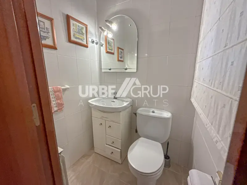Vannitoad - Detached Corner House with Multiple Terraces in Martorell