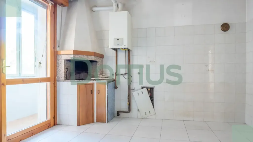 Kitchen - Spacious Apartment with Balcony in Cesena