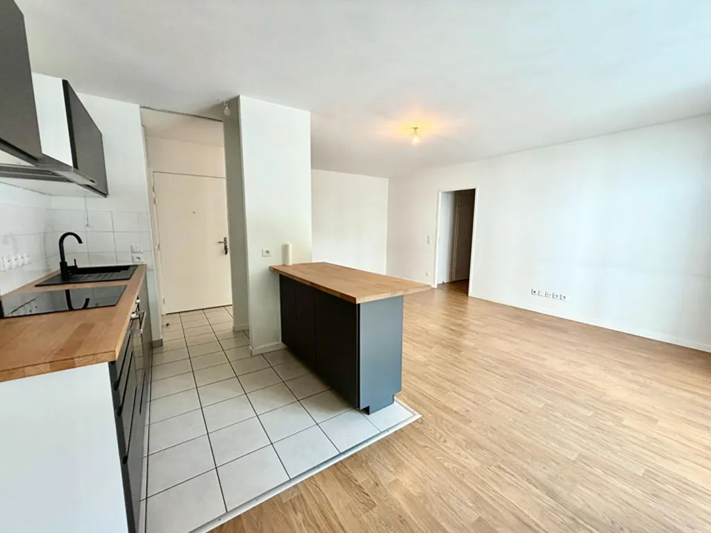 Cucina - 3-Bed Flat with Balcony in Saint-Ouen-l'Aumône