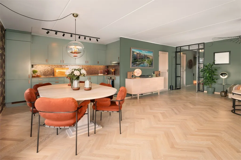 Söögituba - Design Flat with Balcony in Løren/Frydenberg
