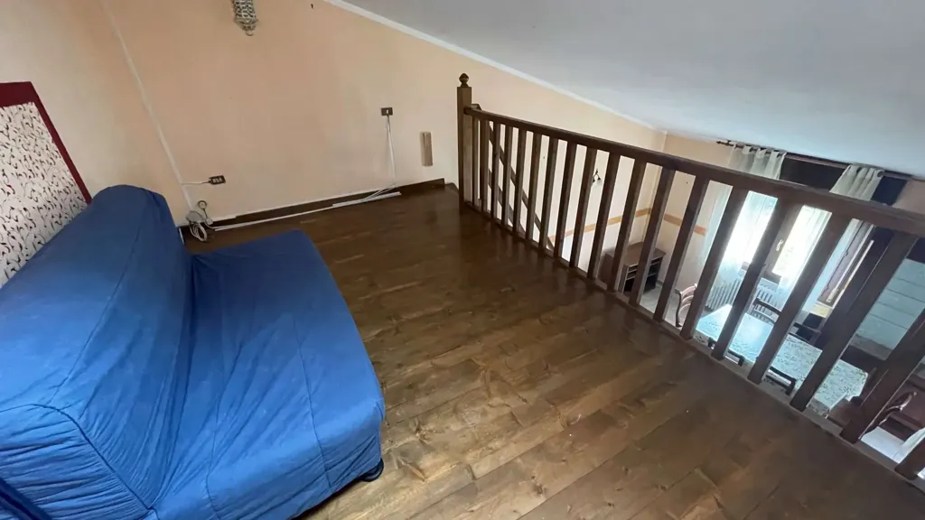Pièces - Apartment with Terrace in Sarzana