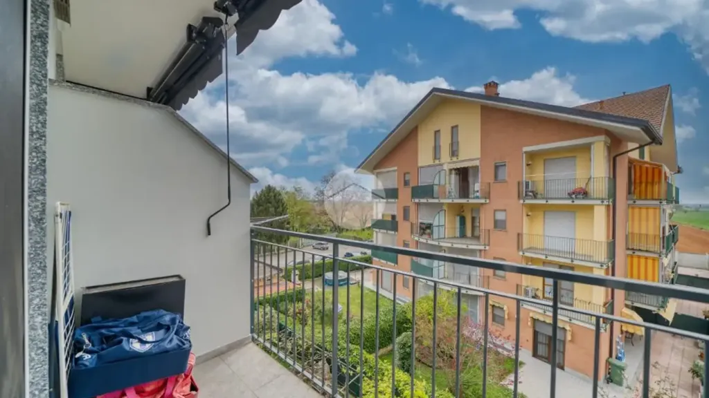 Balcon - Energy-Efficient Apartment with Balcony in Piossasco
