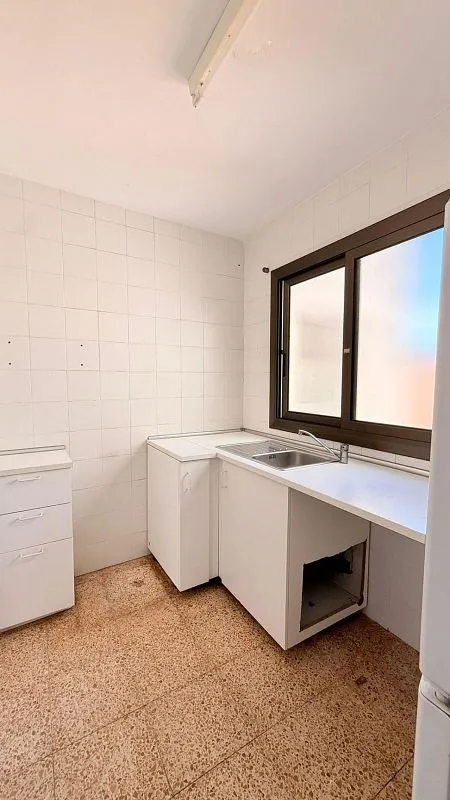 Cuisine - Apartment with Balcony in Cunit's Old Town