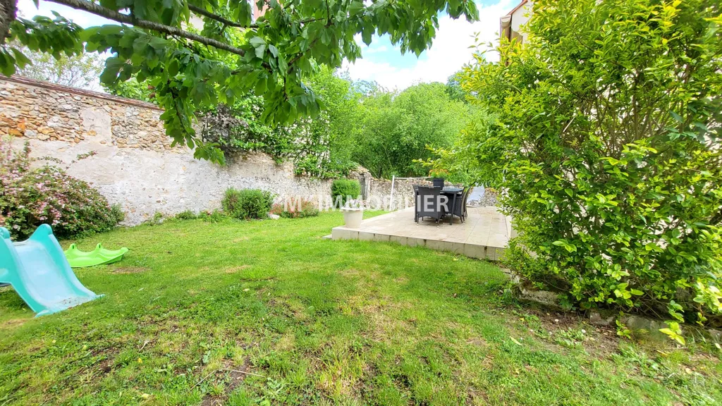 Aed - House with Garden and DPE 'B' in Citry