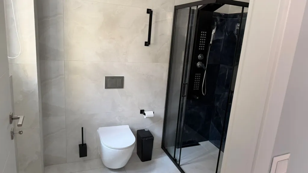 Salles de bain - Golden Visa Flat with Sea View in Piraeus
