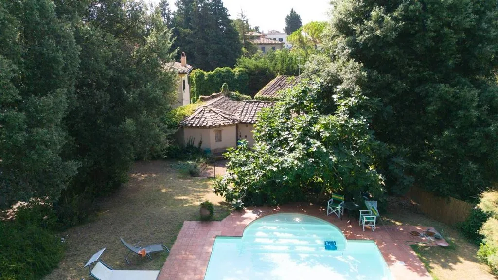 Õhuvaade - Napoleonic Villa with Pool in Livorno Hills