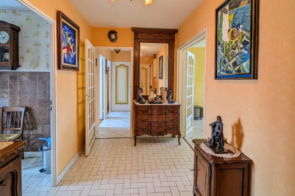 Entrée - Appartement T4 avec Vue Panoramique au Dernier Étage à Saint-Étienne
