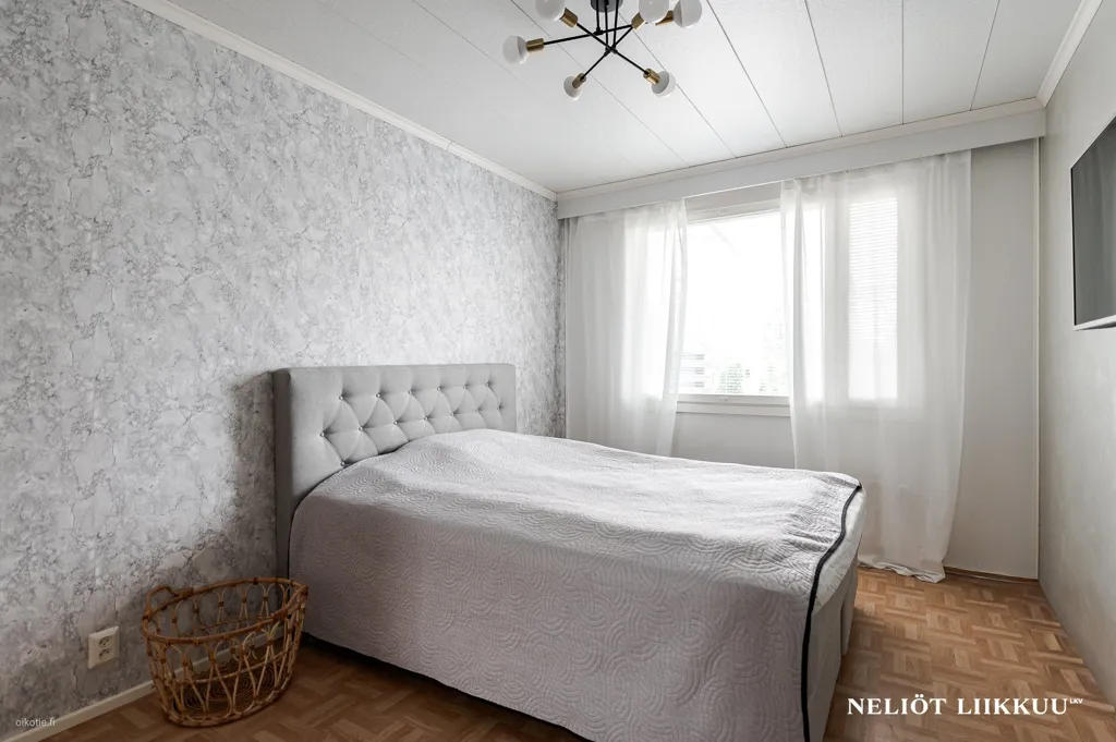 4-toaline maja asukohas FI