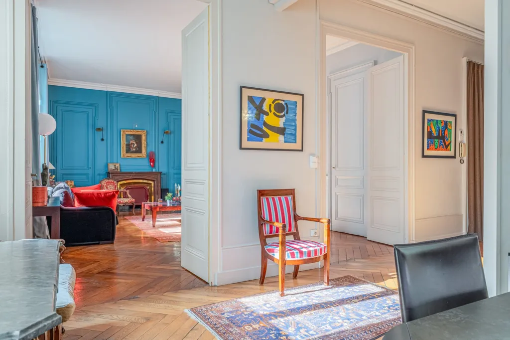 Söögituba - Luxury Apartment with Original Ornaments in Lyon