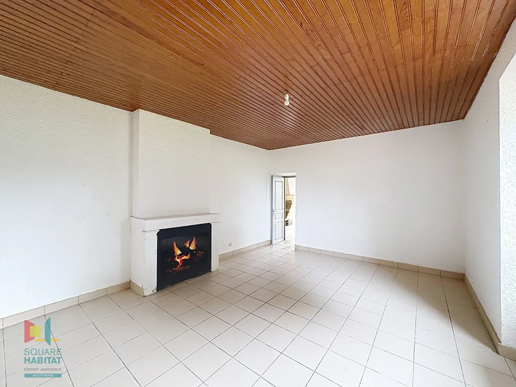 Séjour - Maison en Pierre avec Jardin près de Langon