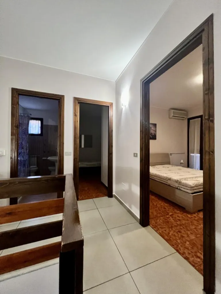 Two-Level Apartment with Pool in Sirmione