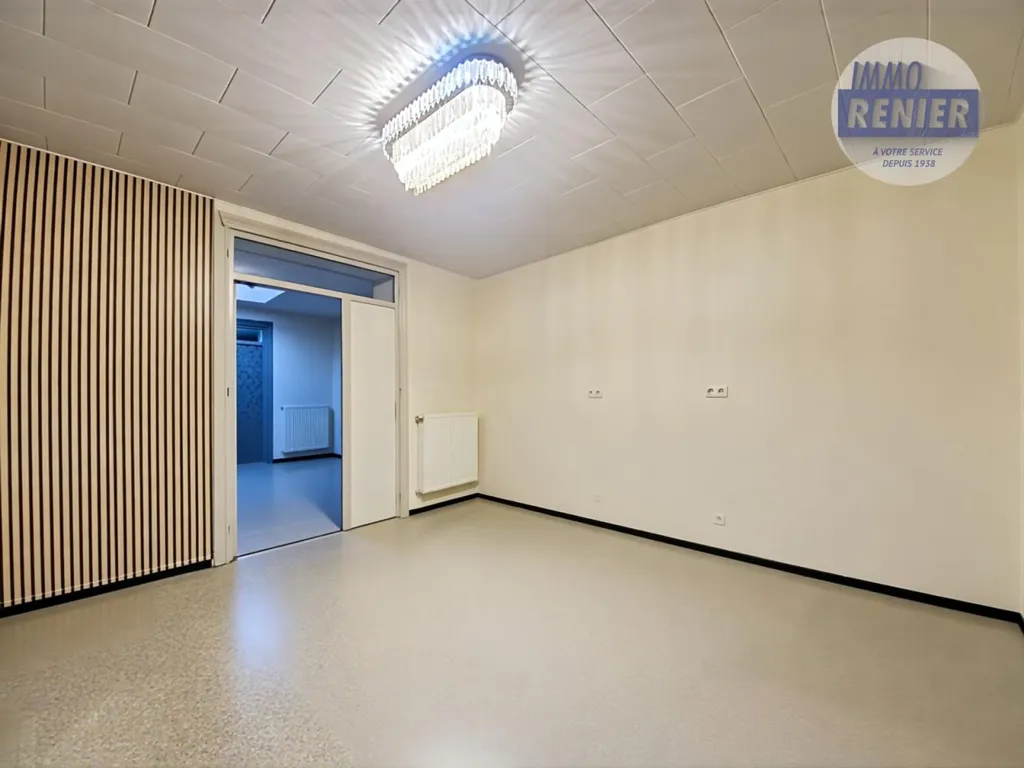 Toad - Rental Property with Shops in Anderlecht