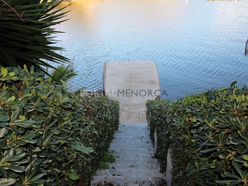 Aed - Chalet with Jetty in Cala Llonga, Mahón
