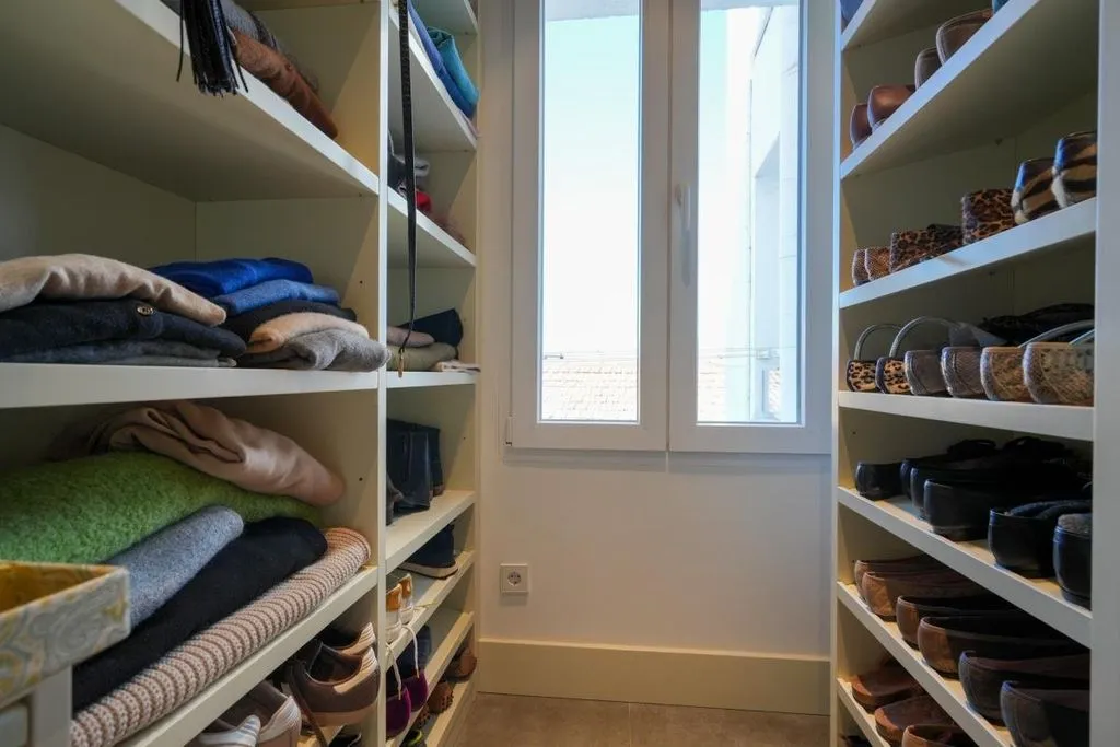 Pièces - Luxury Apartment with High Ceilings in Madrid