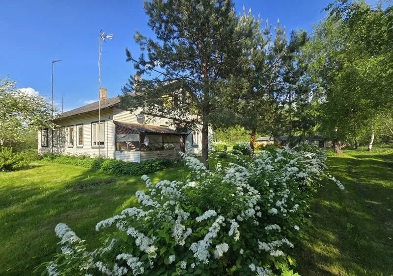 Jardin - Detached House with Garden in Joniškis