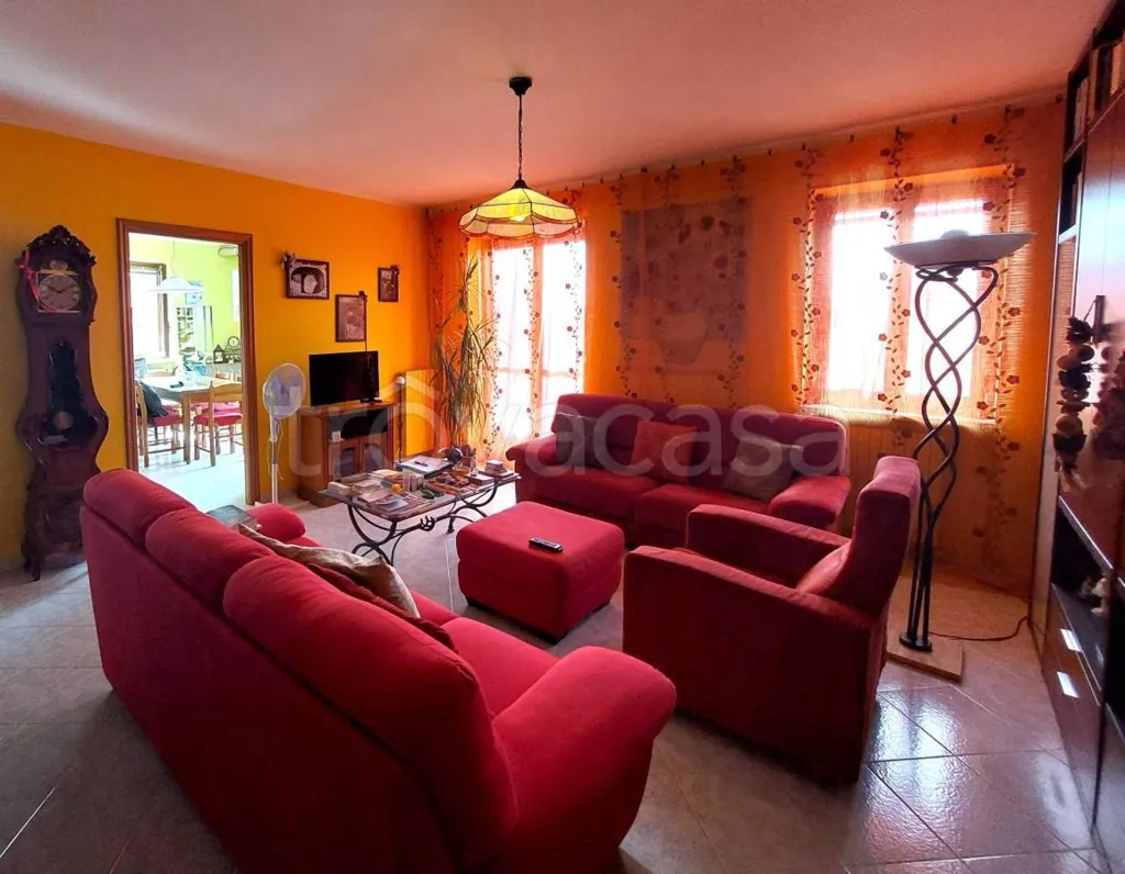 Séjour - Spacious Apartment with Balconies in Scarnafigi