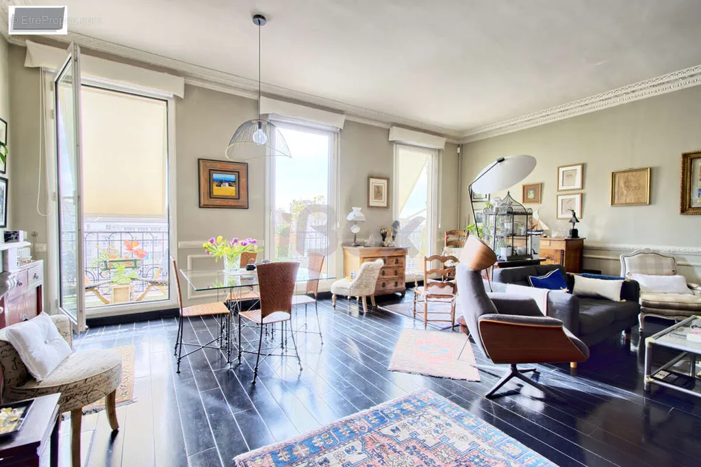 Séjour - Appartement 4 pièces à Toulon