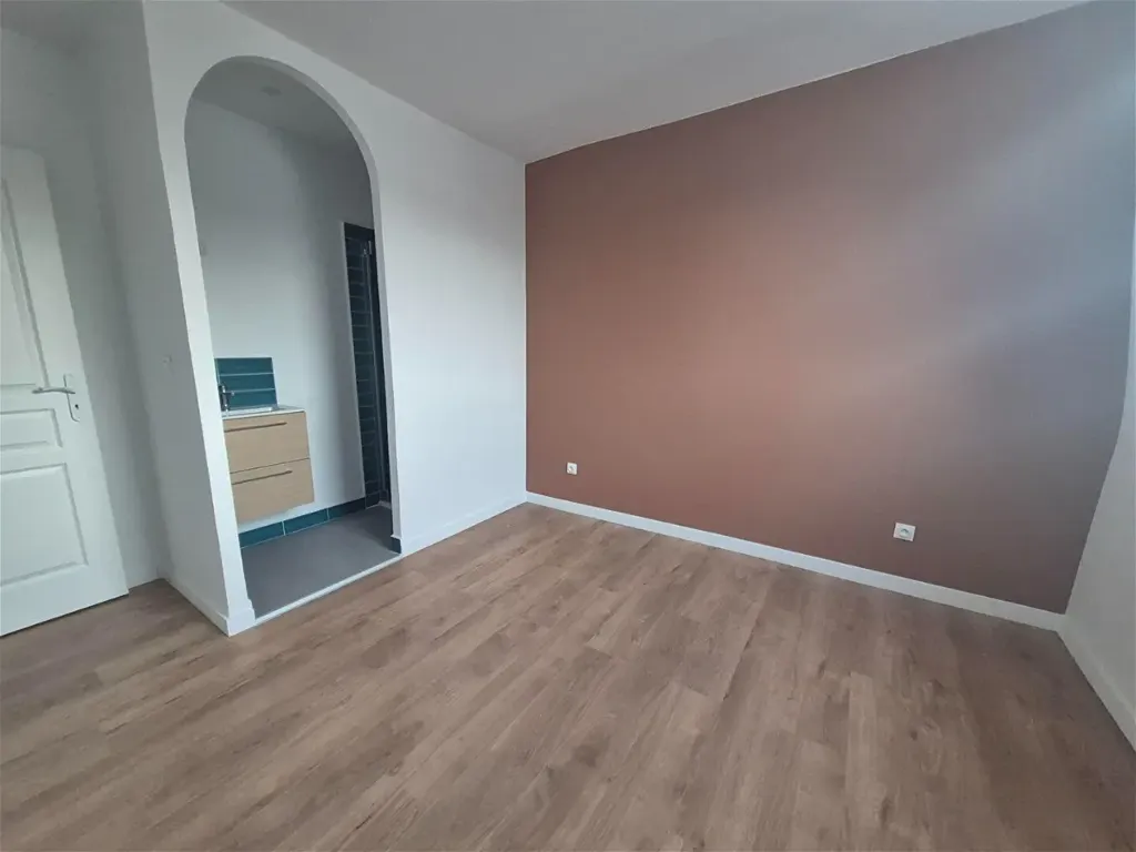 Toad - Renovated 3-Bed Flat near Lille Metro