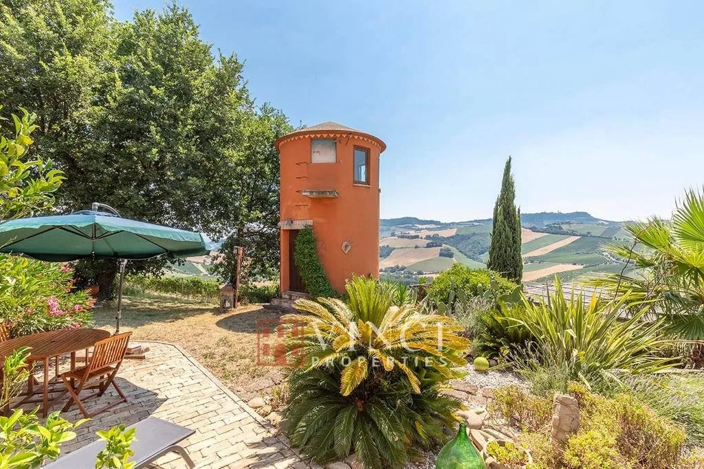 Terrass - Rustic Casale with Pool in Montefiore dell'Aso