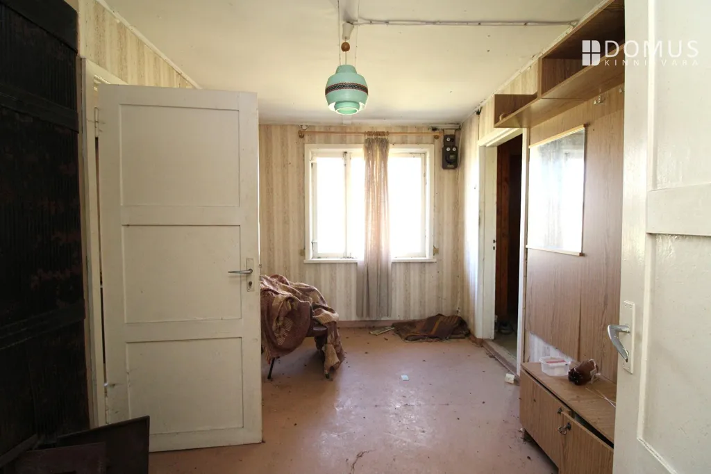 hallway_entrance