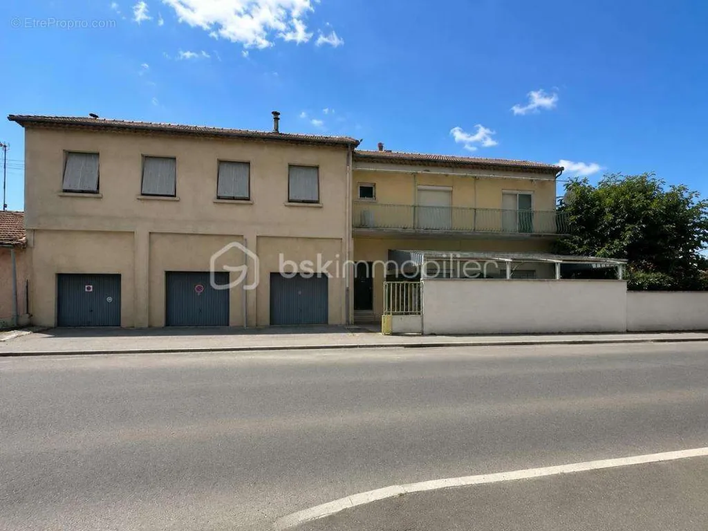 Esterno - Apartment Block with Parking in Saint Martin de Valgalgues