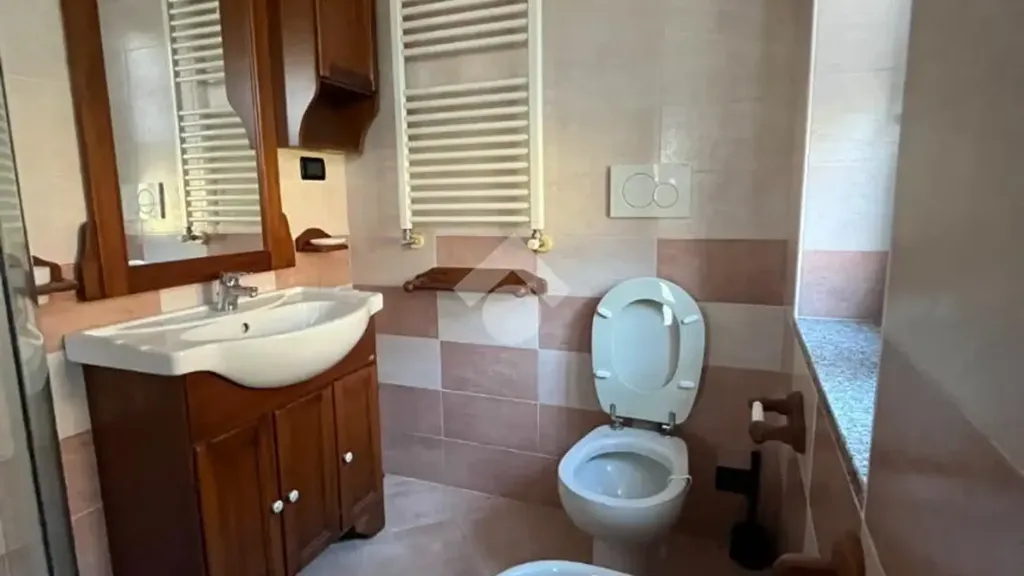 Salles de bain - Amenity-Ready Flat in San Francesco Al Campo