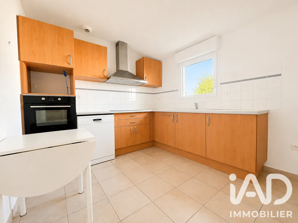 Cuisine - Appartement T3 avec Piscine dans Résidence Senioriales à Lombez
