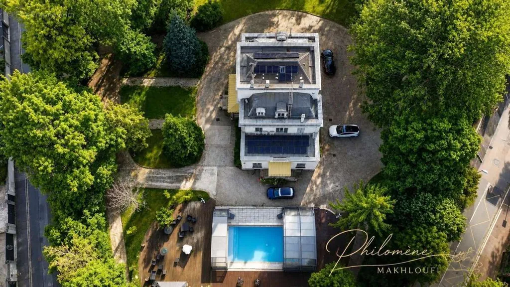 Vue aérienne - Villa Historique avec Piscine à Le Mée-sur-Seine
