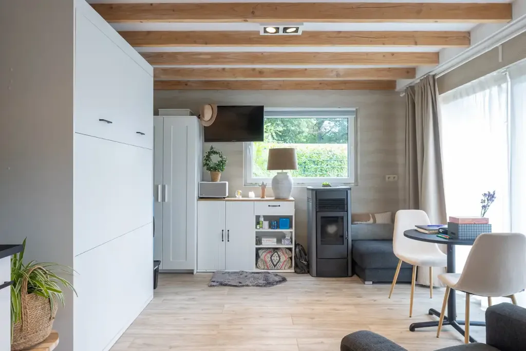 Elutuba - Villa with Garden Studio in Dworp