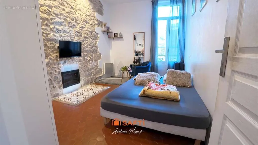 Soggiorno - Spacious Apartment with Parking in Nice's Vernier