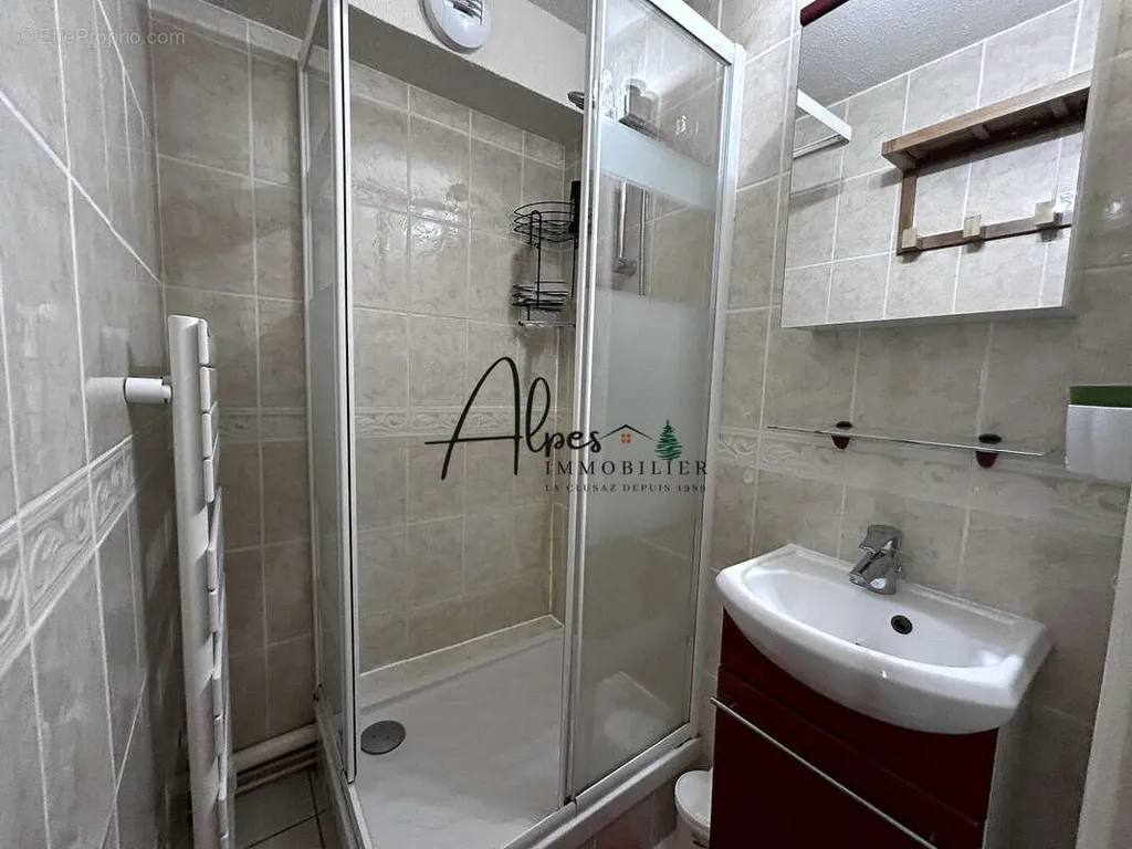 Bagni - Duplex Apartment with Ski View in Manigod
